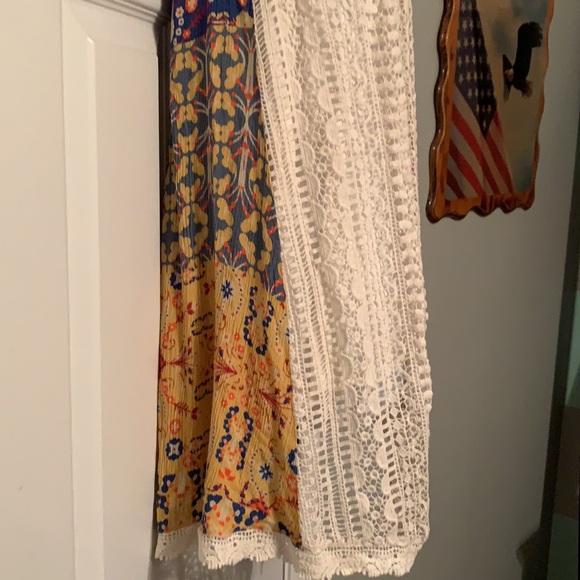 Beautiful Boho vest - Picture 3 of 7